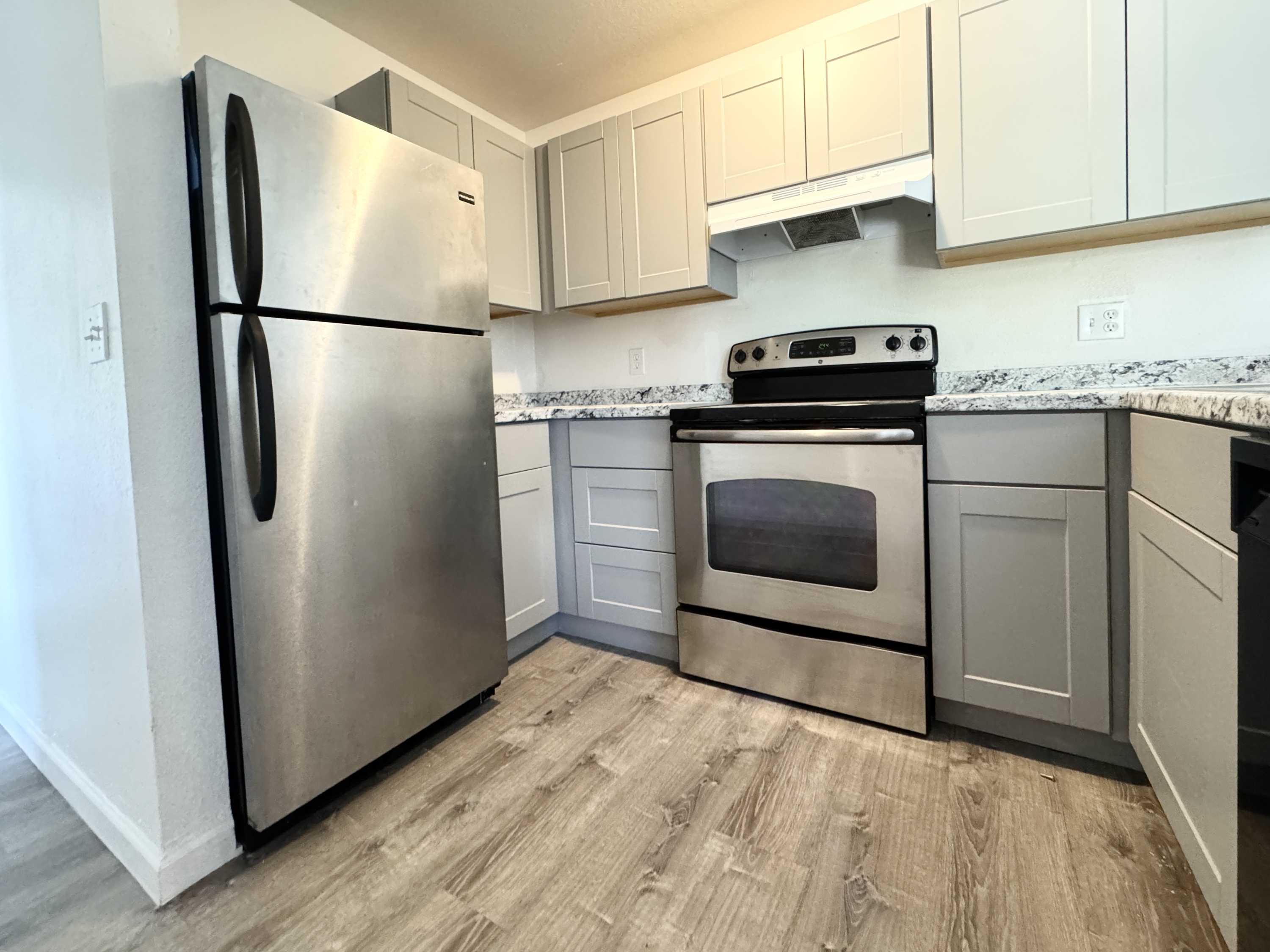 4501 Boardwalk Dr, Building J - J-93